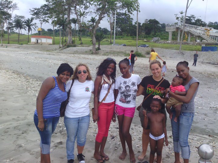 319370_191128784292148_1635744257_n