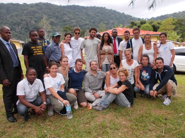 Guinea. Capítulo 7 «Reserva natural, una ministra y mono para&nbsp;cenar»